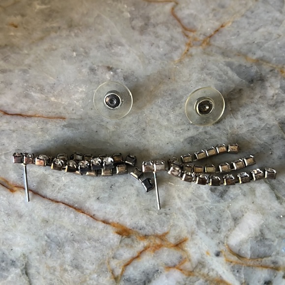 Bling rohinestone shiny diamond like earrings - Picture 4 of 5